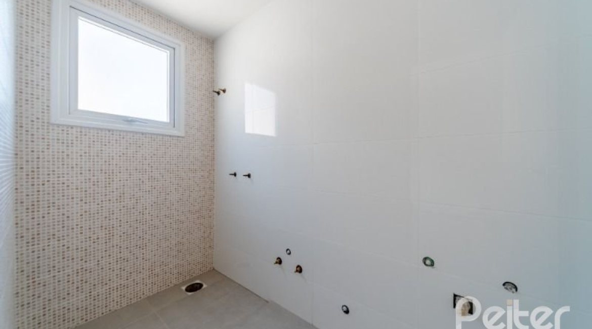 Casa em Condomínio à venda com 280m², 4 dormitórios, 4 suítes, 3 vagas, no bairro Tristeza em Porto Alegre