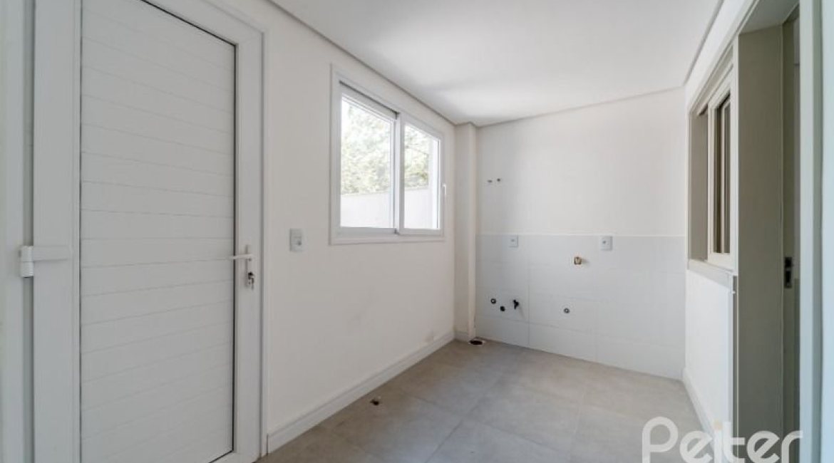 Casa em Condomínio à venda com 280m², 4 dormitórios, 4 suítes, 3 vagas, no bairro Tristeza em Porto Alegre