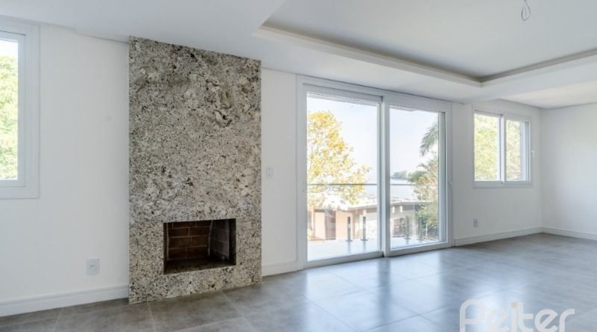 Casa em Condomínio à venda com 296m², 4 dormitórios, 2 suítes, 3 vagas, no bairro Tristeza em Porto Alegre