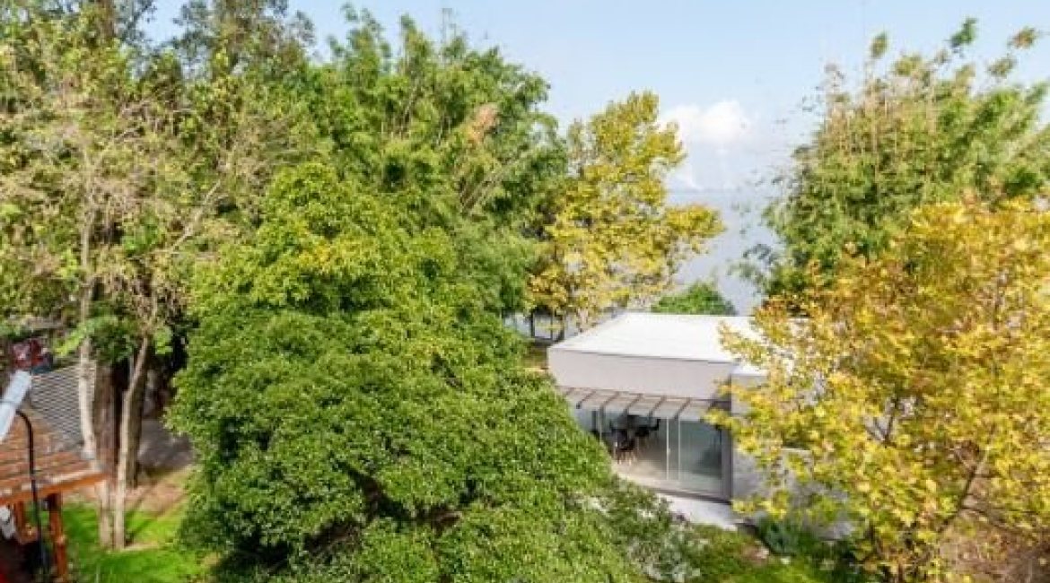 Casa em Condomínio à venda com 296m², 4 dormitórios, 2 suítes, 3 vagas, no bairro Tristeza em Porto Alegre