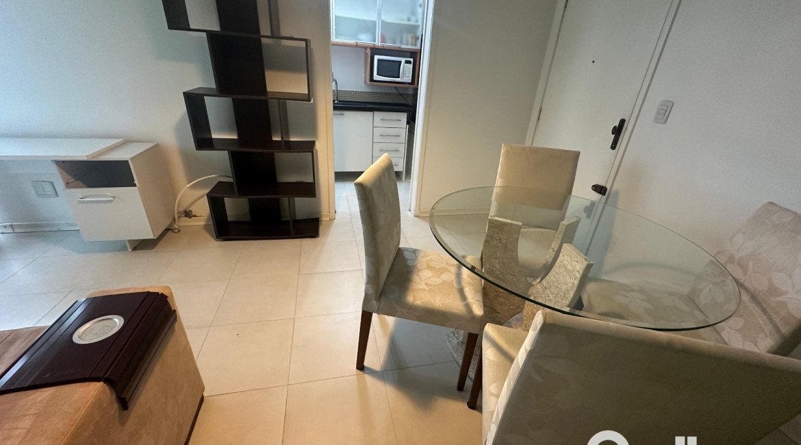 Apartamento à venda com 42m², 1 dormitório, 1 vaga, no bairro Tristeza em Porto Alegre