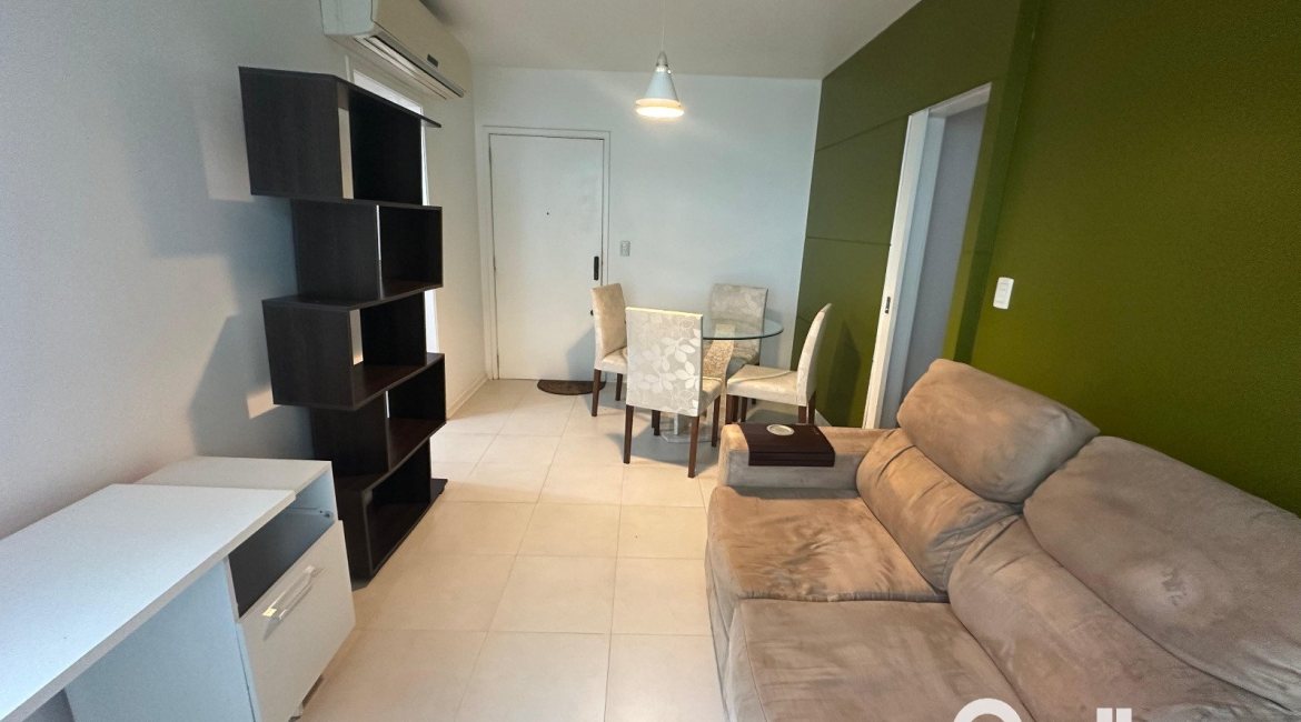 Apartamento à venda com 42m², 1 dormitório, 1 vaga, no bairro Tristeza em Porto Alegre