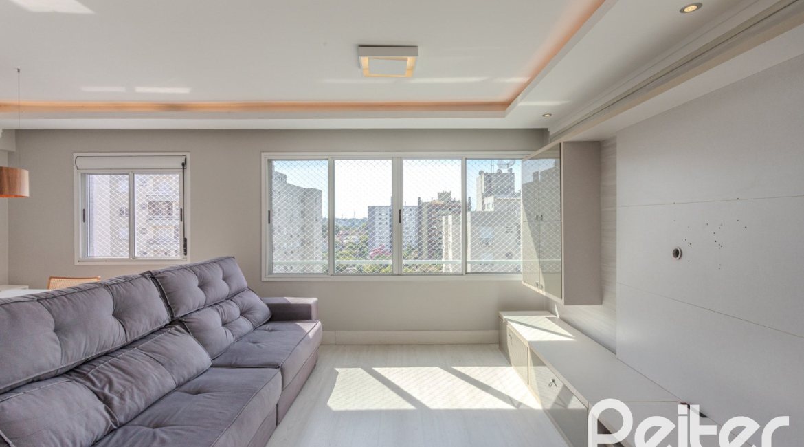 Apartamento à venda com 90m², 3 dormitórios, 1 suíte, 2 vagas, no bairro Tristeza em Porto Alegre