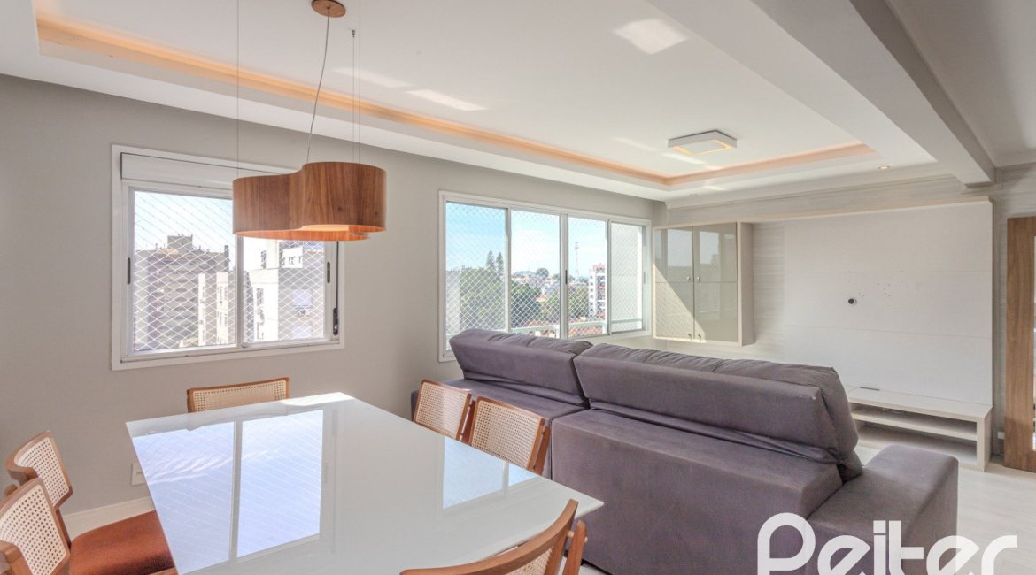 Apartamento à venda com 90m², 3 dormitórios, 1 suíte, 2 vagas, no bairro Tristeza em Porto Alegre