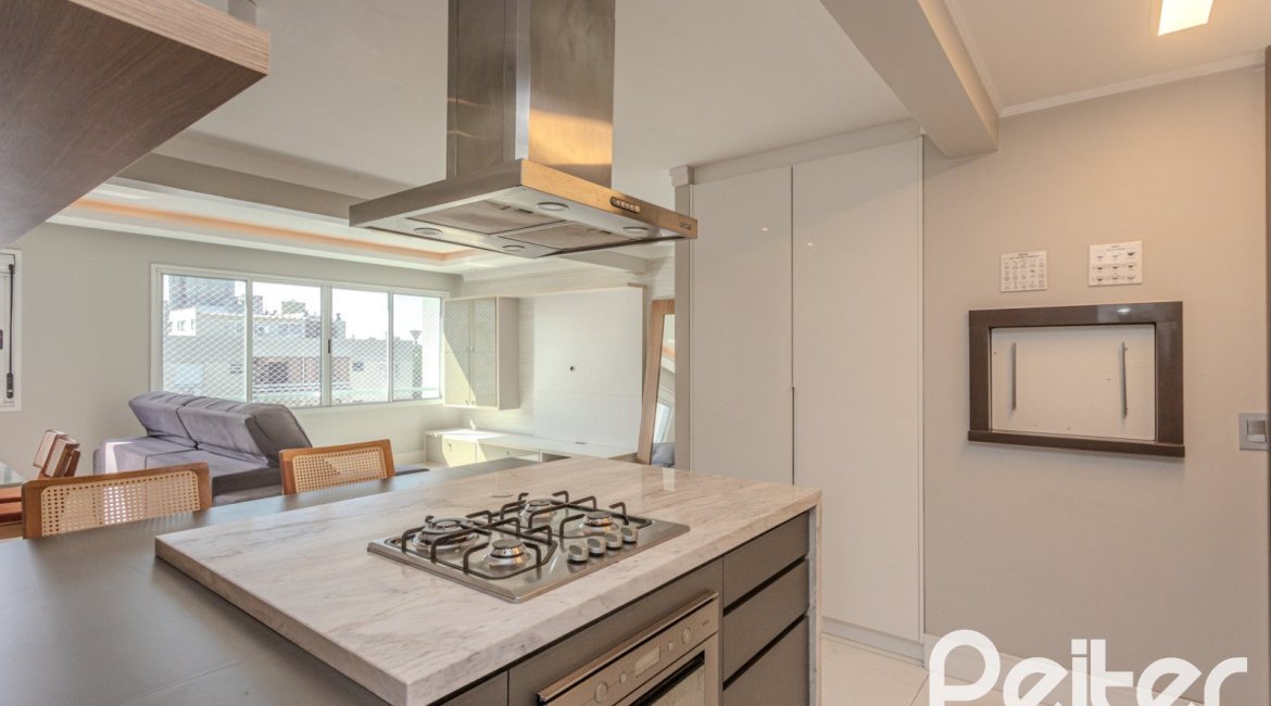 Apartamento à venda com 90m², 3 dormitórios, 1 suíte, 2 vagas, no bairro Tristeza em Porto Alegre