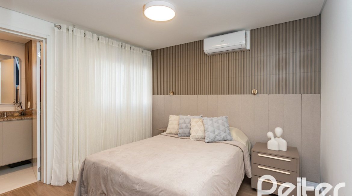 Cobertura à venda com 163m², 3 dormitórios, 2 suítes, 2 vagas, no bairro Tristeza em Porto Alegre