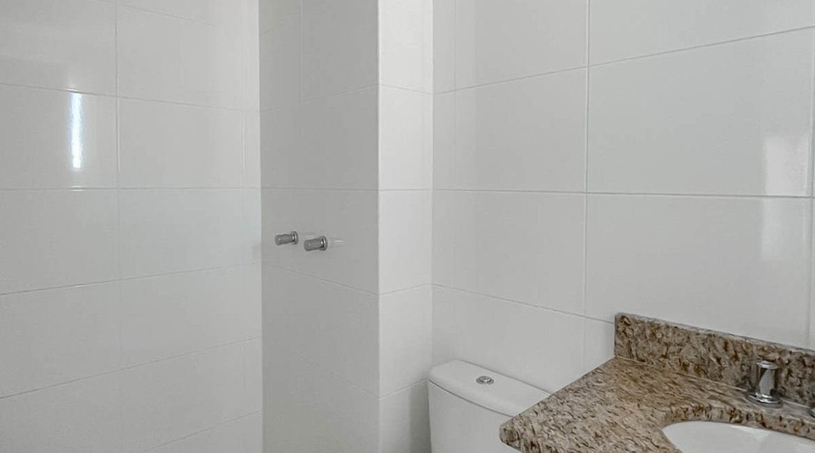 Apartamento à venda com 86m², 2 dormitórios, 2 suítes, 2 vagas, no bairro Tristeza em Porto Alegre