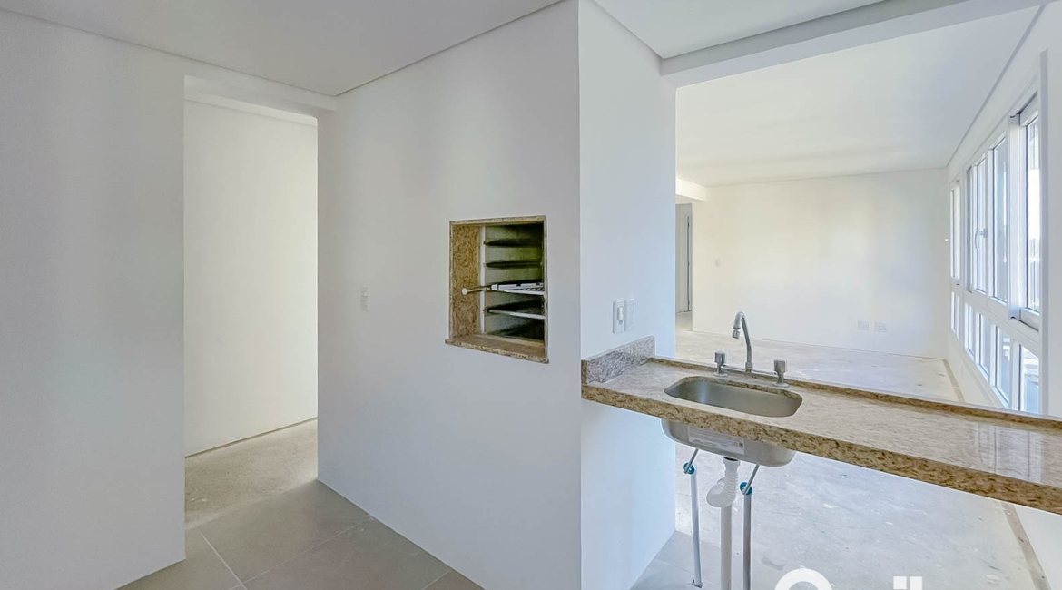 Apartamento à venda com 86m², 2 dormitórios, 2 suítes, 2 vagas, no bairro Tristeza em Porto Alegre