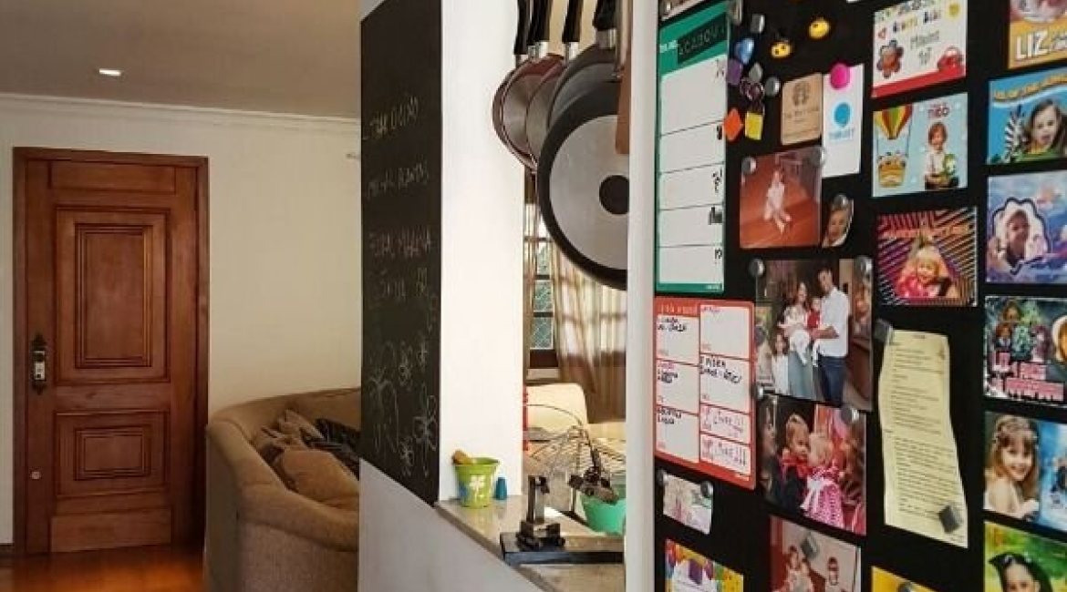 Casa em Condomínio à venda com 270m², 3 dormitórios, 1 suíte, 3 vagas, no bairro Tristeza em Porto Alegre