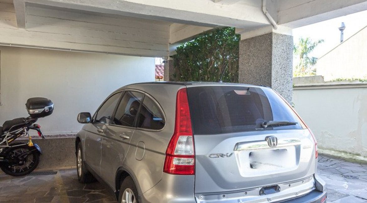 Cobertura à venda com 150m², 2 dormitórios, 1 vaga, no bairro Tristeza em Porto Alegre