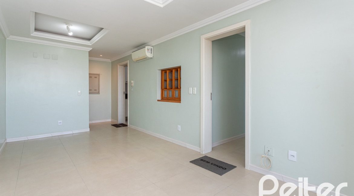 Apartamento à venda com 95m², 3 dormitórios, 1 suíte, 2 vagas, no bairro Tristeza em Porto Alegre