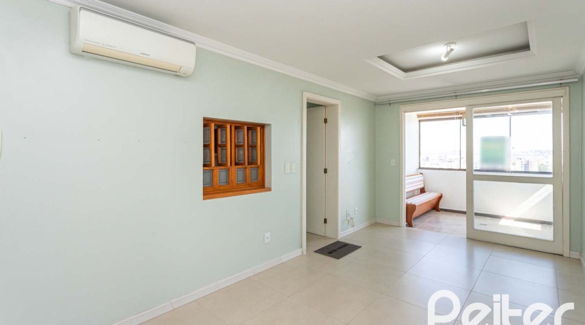 Apartamento à venda com 95m², 3 dormitórios, 1 suíte, 2 vagas, no bairro Tristeza em Porto Alegre