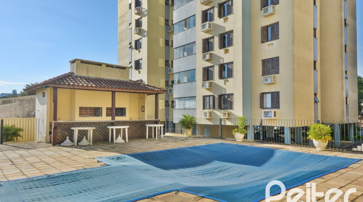 Apartamento à venda com 95m², 3 dormitórios, 1 suíte, 2 vagas, no bairro Tristeza em Porto Alegre