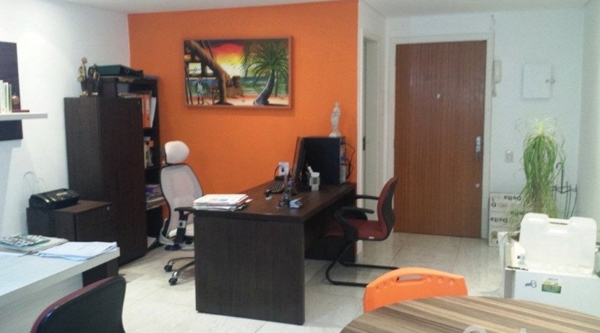 Comercial à venda com 41m², no bairro Tristeza em Porto Alegre