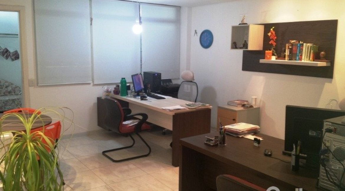 Comercial à venda com 41m², no bairro Tristeza em Porto Alegre