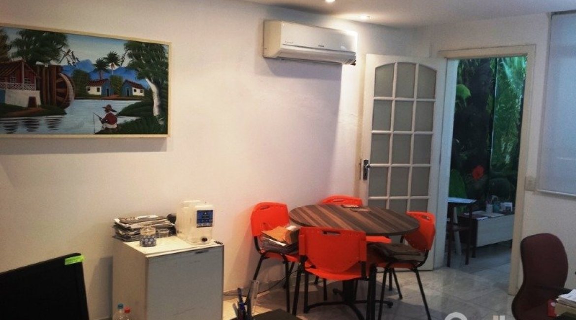 Comercial à venda com 41m², no bairro Tristeza em Porto Alegre