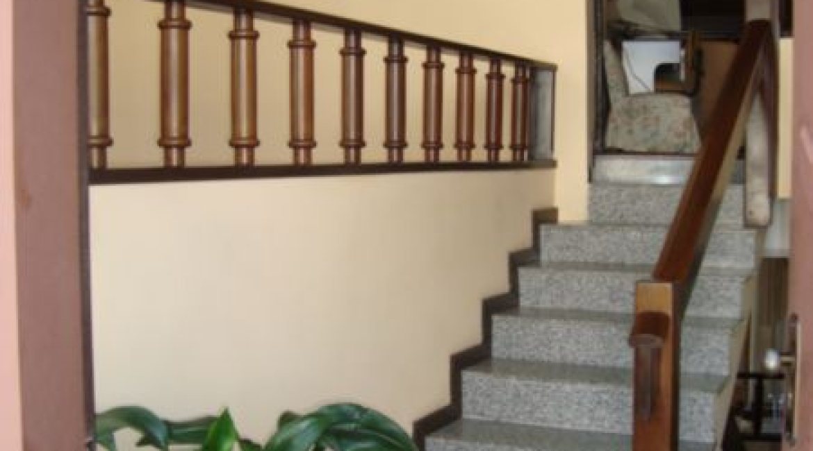 Casa em Condomínio à venda com 300m², 4 dormitórios, 1 suíte, 2 vagas, no bairro Nonoai em Porto Alegre