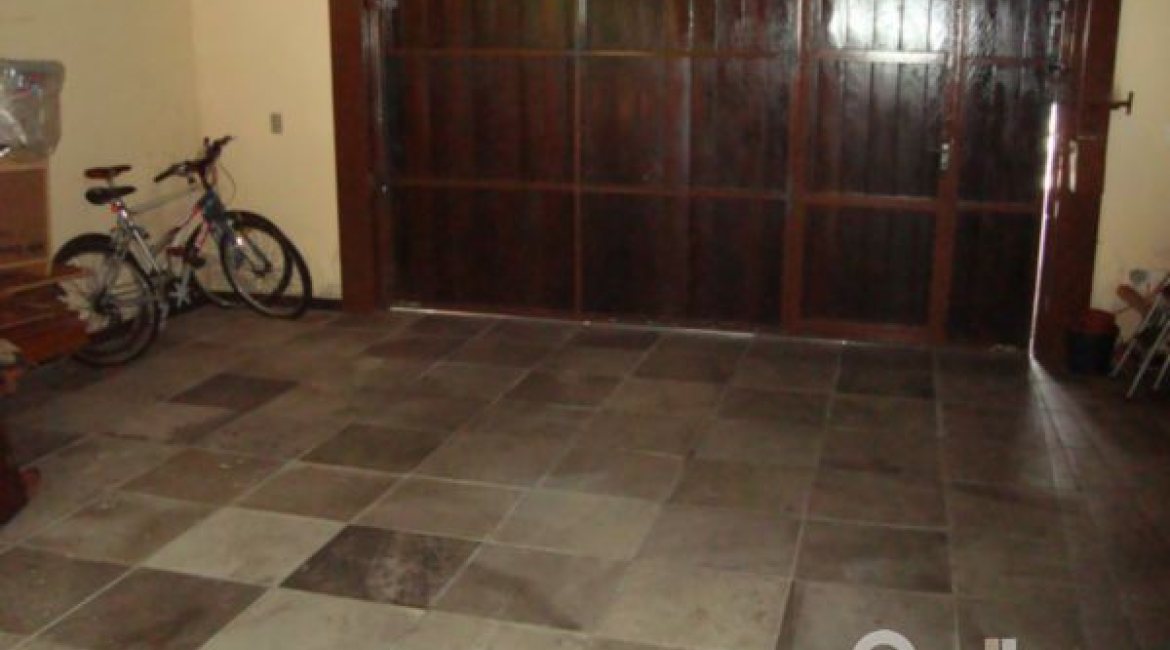 Casa em Condomínio à venda com 300m², 4 dormitórios, 1 suíte, 2 vagas, no bairro Nonoai em Porto Alegre