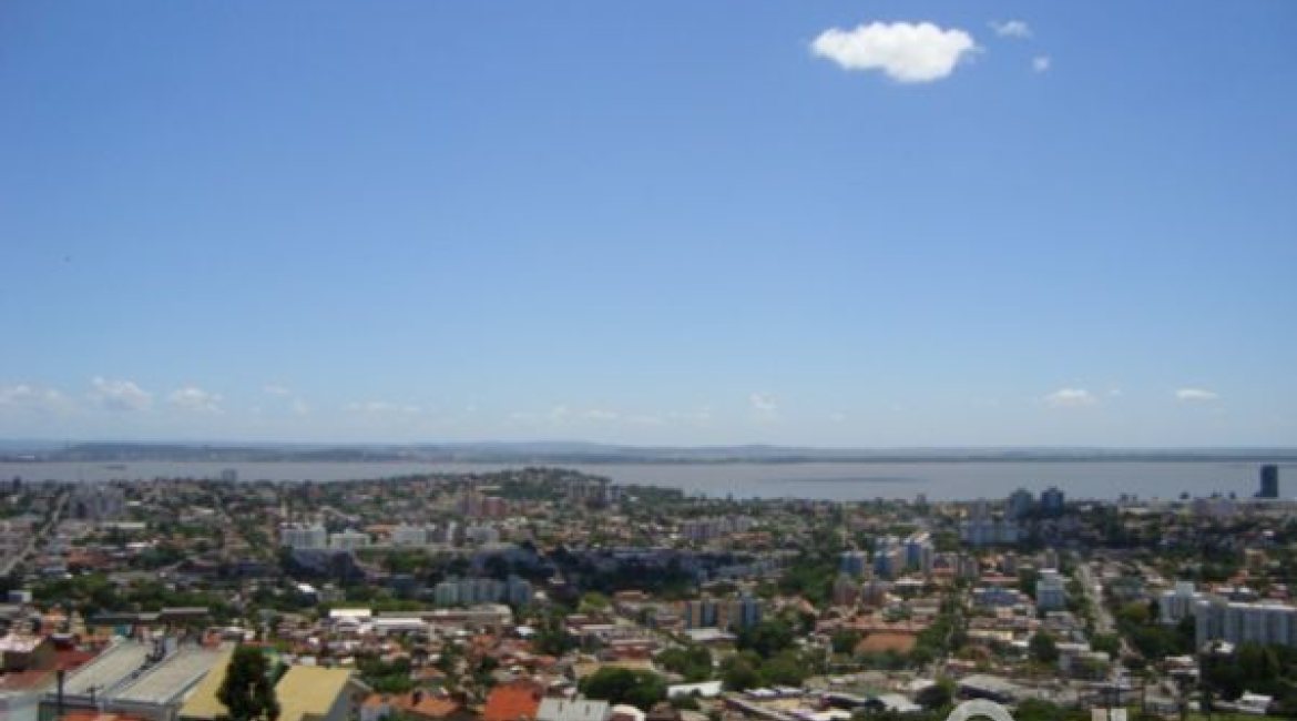 Casa em Condomínio à venda com 300m², 4 dormitórios, 1 suíte, 2 vagas, no bairro Nonoai em Porto Alegre