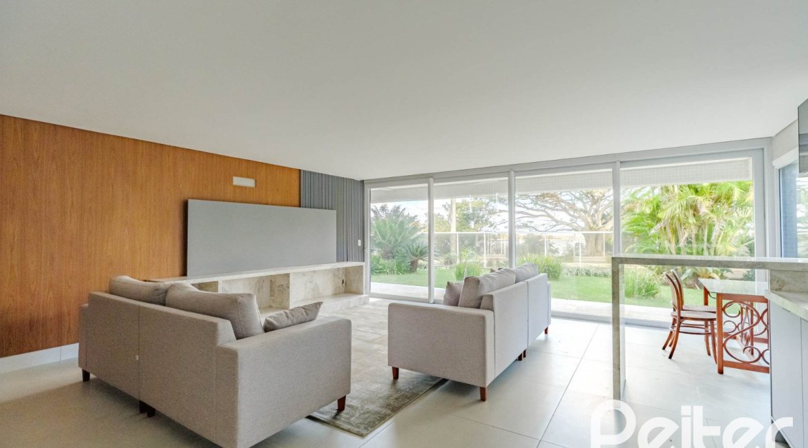Apartamento Garden à venda com 173m², 3 dormitórios, 3 suítes, 4 vagas, no bairro Vila Assunção em Porto Alegre