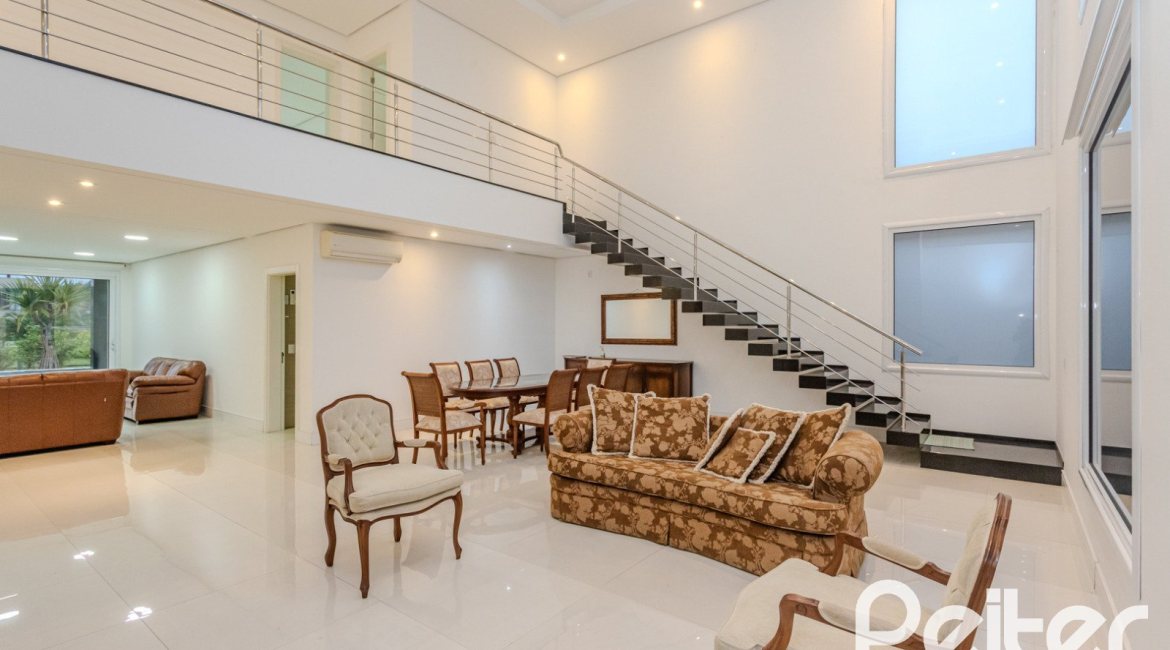 Casa em Condomínio à venda com 503m², 4 dormitórios, 4 suítes, 4 vagas, no bairro Terra Ville em PORTO ALEGRE