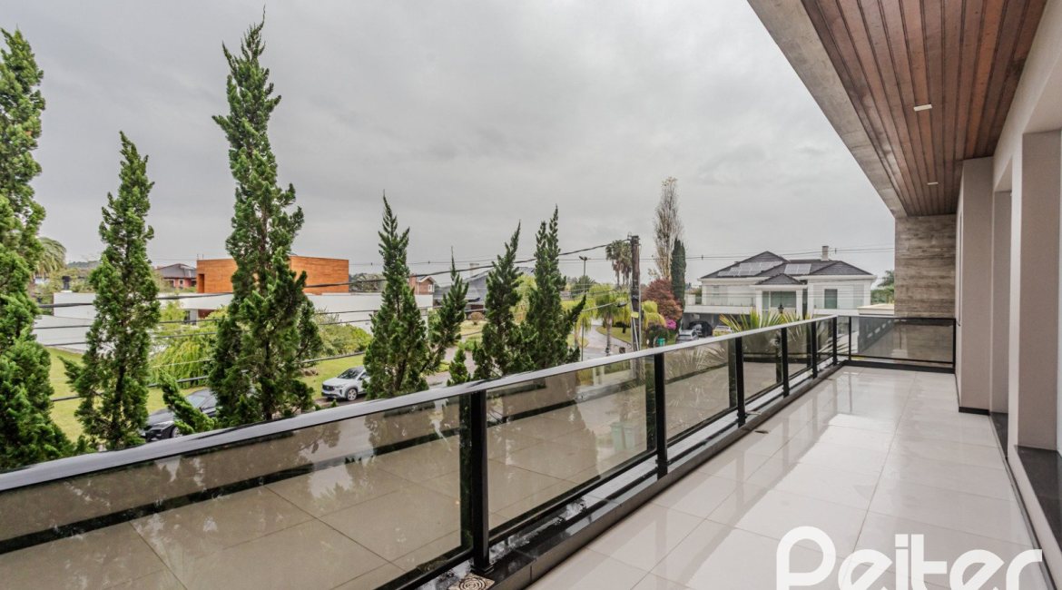 Casa em Condomínio à venda com 503m², 4 dormitórios, 4 suítes, 4 vagas, no bairro Terra Ville em PORTO ALEGRE