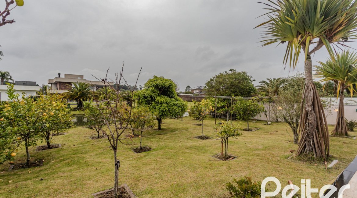 Casa em Condomínio à venda com 503m², 4 dormitórios, 4 suítes, 4 vagas, no bairro Terra Ville em PORTO ALEGRE