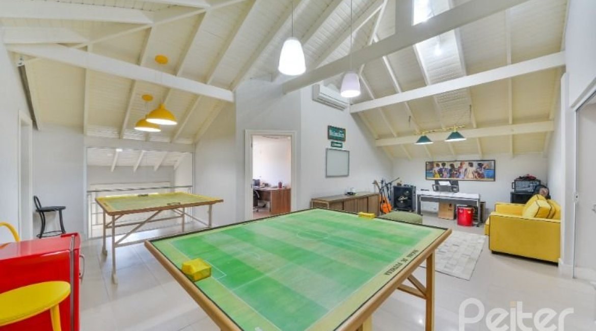 Casa em Condomínio à venda com 535m², 4 dormitórios, 4 suítes, 4 vagas, no bairro Terra Ville em PORTO ALEGRE