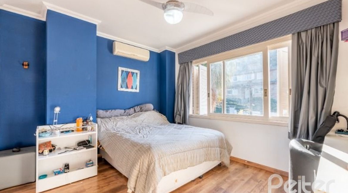 Casa à venda com 449m², 4 dormitórios, 4 suítes, 4 vagas, no bairro Jardim Isabel em Porto Alegre