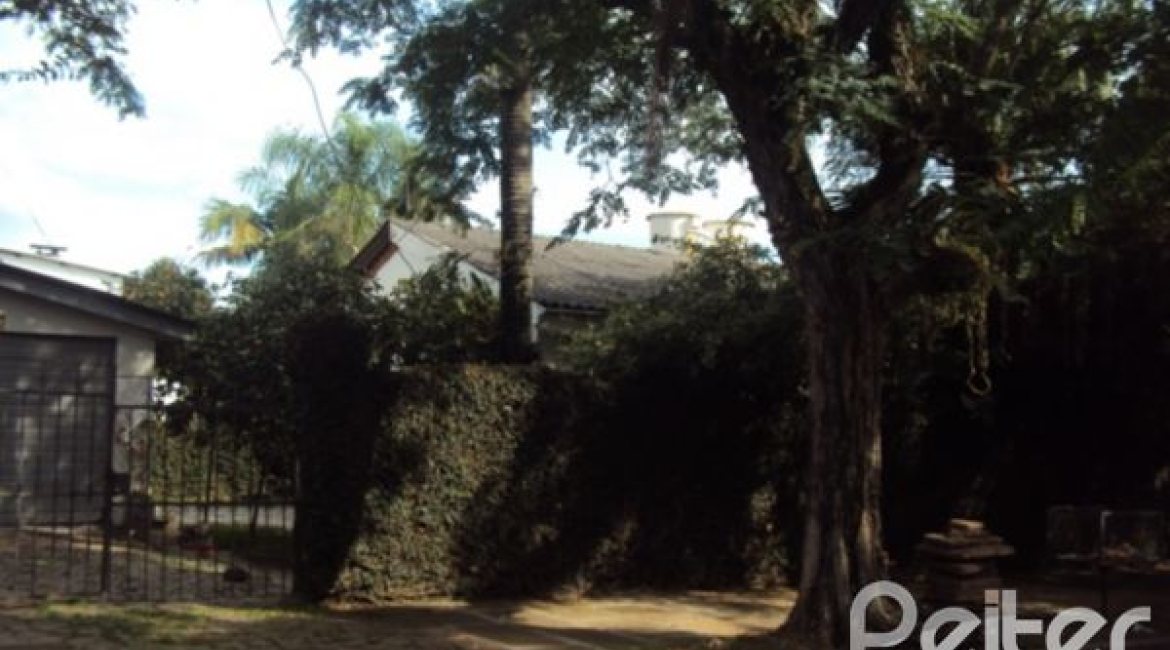 Terreno à venda com 587m², no bairro Vila Assunção em Porto Alegre