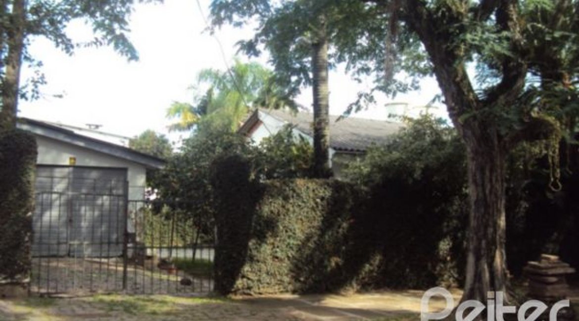 Terreno à venda com 587m², no bairro Vila Assunção em Porto Alegre