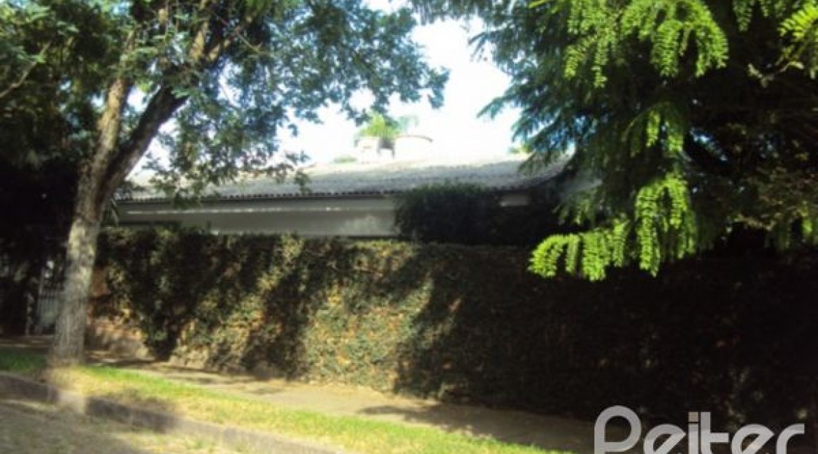 Terreno à venda com 587m², no bairro Vila Assunção em Porto Alegre