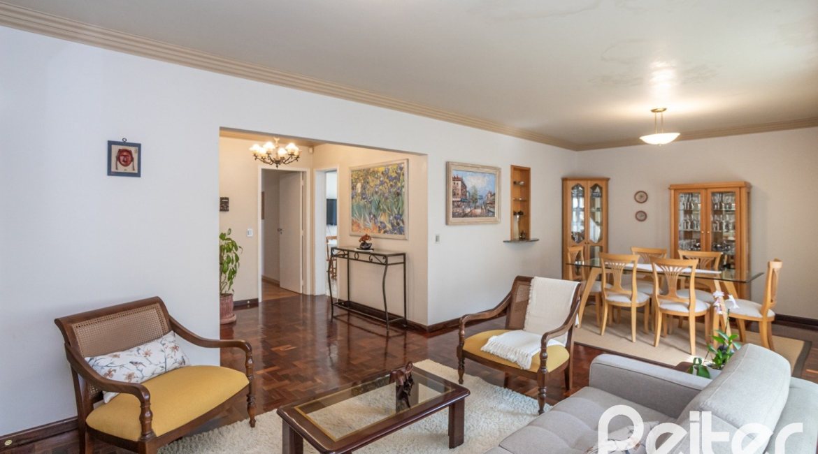 Casa em Condomínio à venda com 198m², 3 dormitórios, 1 suíte, 6 vagas, no bairro Tristeza em Porto Alegre