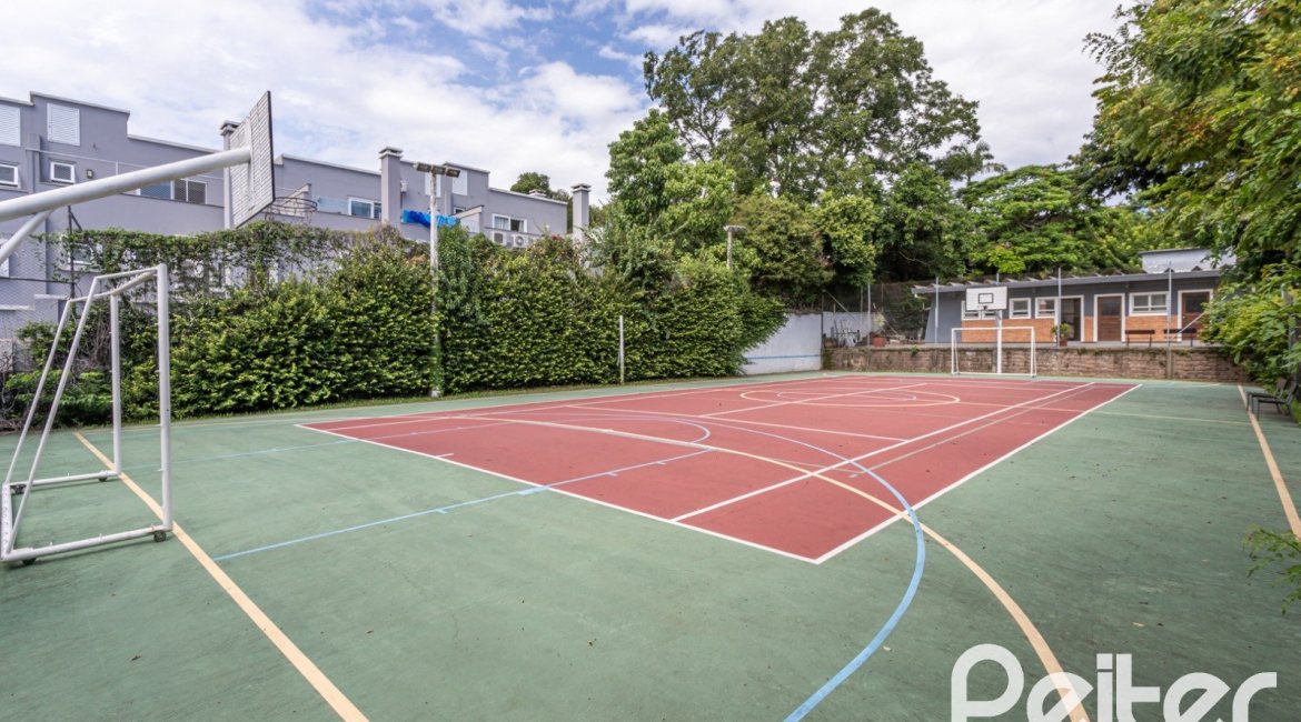 Casa em Condomínio à venda com 198m², 3 dormitórios, 1 suíte, 6 vagas, no bairro Tristeza em Porto Alegre