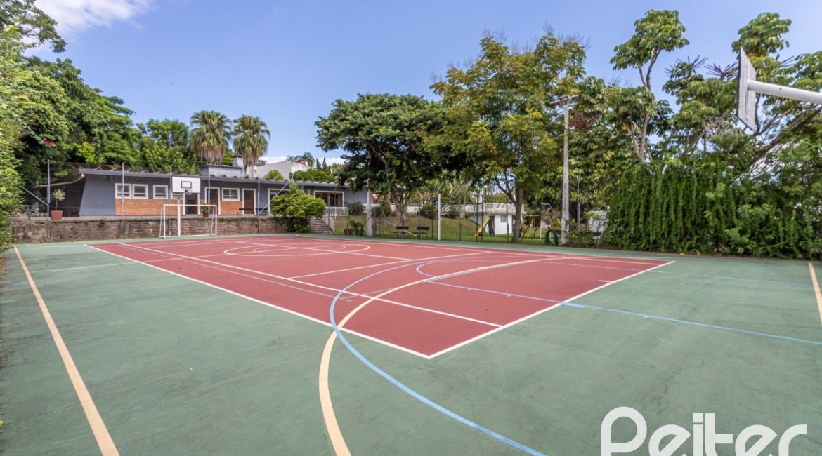 Casa em Condomínio à venda com 198m², 3 dormitórios, 1 suíte, 6 vagas, no bairro Tristeza em Porto Alegre