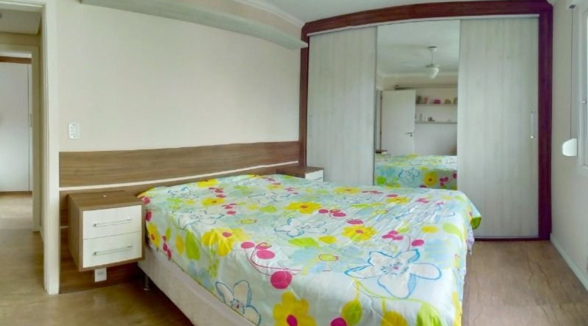 Apartamento à venda com 66m², 2 dormitórios, 1 vaga, no bairro Cristal em Porto Alegre