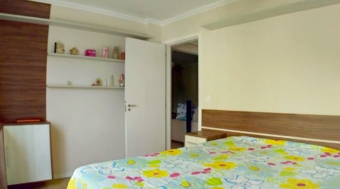 Apartamento à venda com 66m², 2 dormitórios, 1 vaga, no bairro Cristal em Porto Alegre