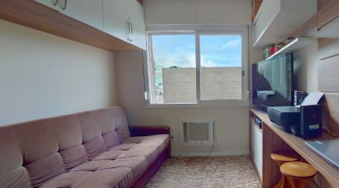 Apartamento à venda com 66m², 2 dormitórios, 1 vaga, no bairro Cristal em Porto Alegre