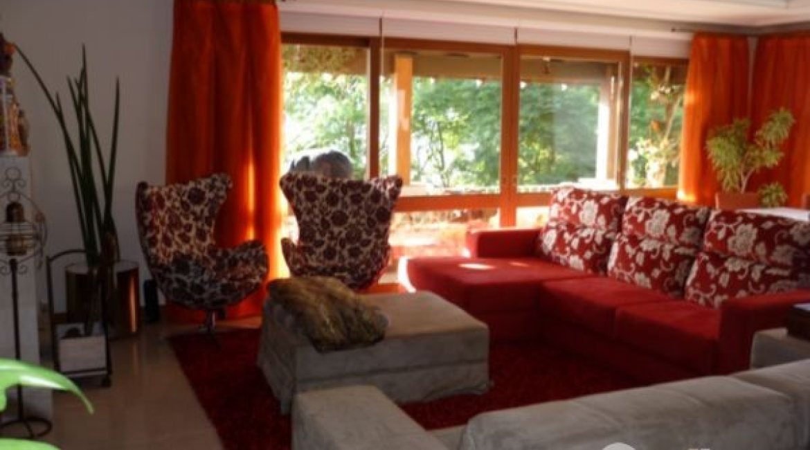 Casa em Condomínio à venda com 500m², 4 dormitórios, 4 suítes, 3 vagas, no bairro Vila Assunção em Porto Alegre