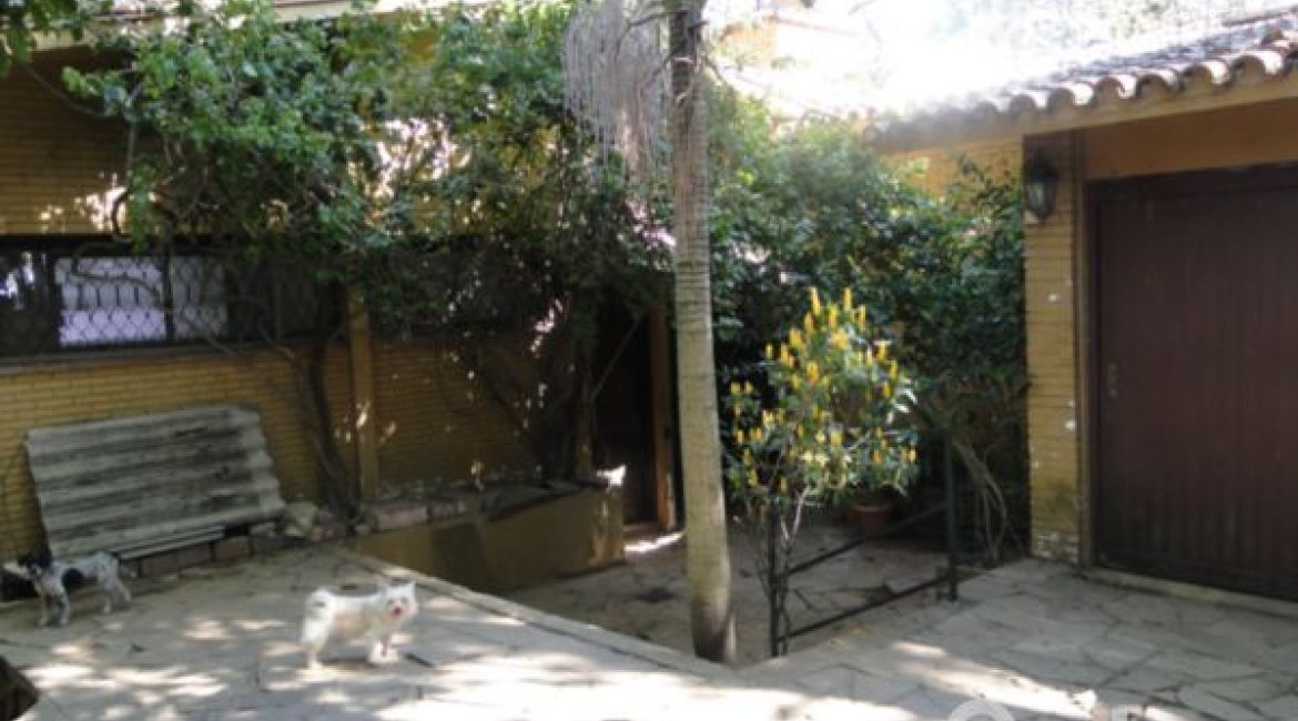 Terreno à venda com 1214m², no bairro Cristal em Porto Alegre