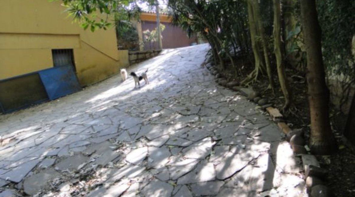 Terreno à venda com 1214m², no bairro Cristal em Porto Alegre