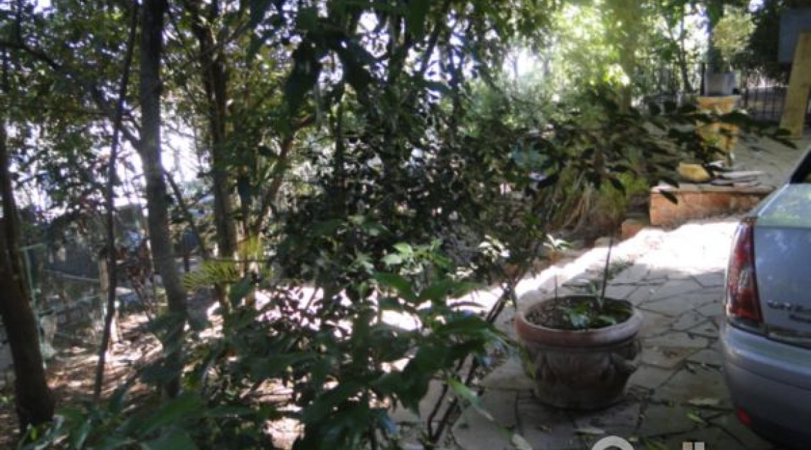 Terreno à venda com 1214m², no bairro Cristal em Porto Alegre
