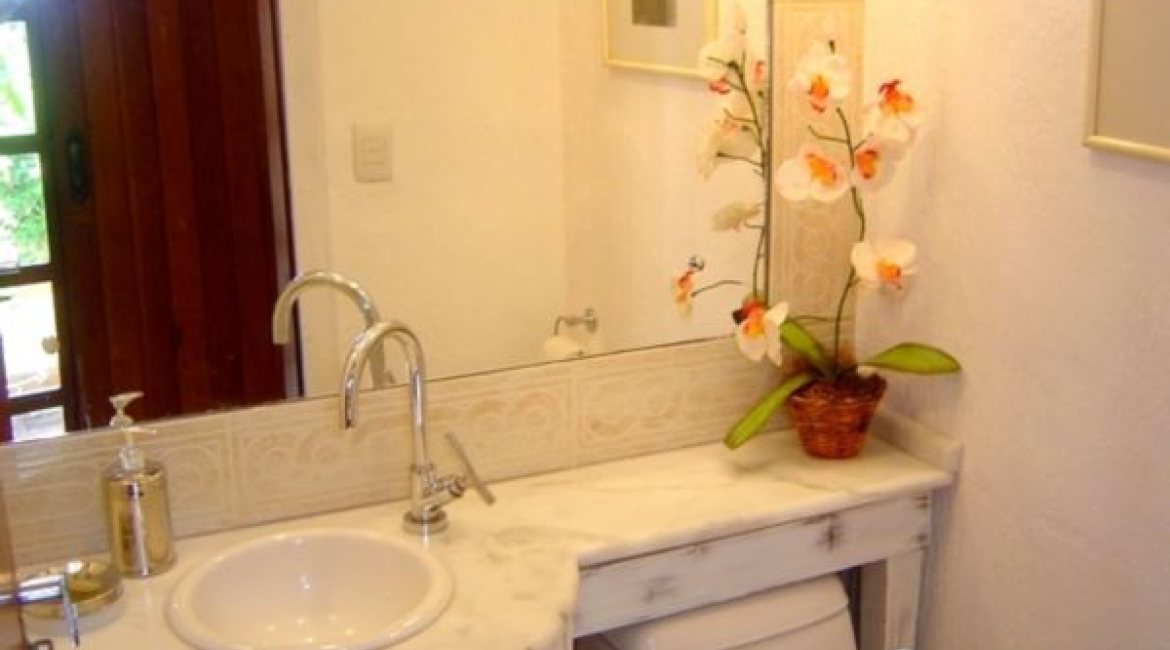 Casa em Condomínio à venda com 278m², 3 dormitórios, 1 suíte, 3 vagas, no bairro Tristeza em Porto Alegre