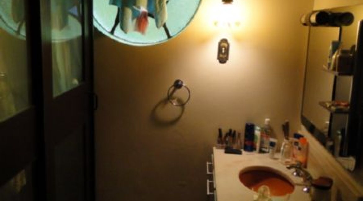 Casa à venda com 333m², 4 dormitórios, 2 suítes, 3 vagas, no bairro Cristal em Porto Alegre