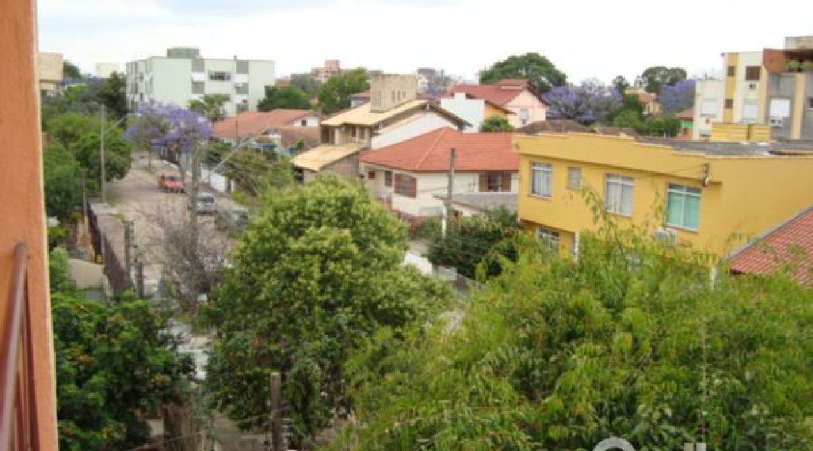 Casa em Condomínio à venda com 145m², 3 dormitórios, 1 suíte, 2 vagas, no bairro Nonoai em Porto Alegre