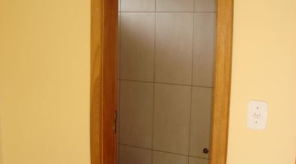 Casa em Condomínio à venda com 145m², 3 dormitórios, 1 suíte, 2 vagas, no bairro Nonoai em Porto Alegre