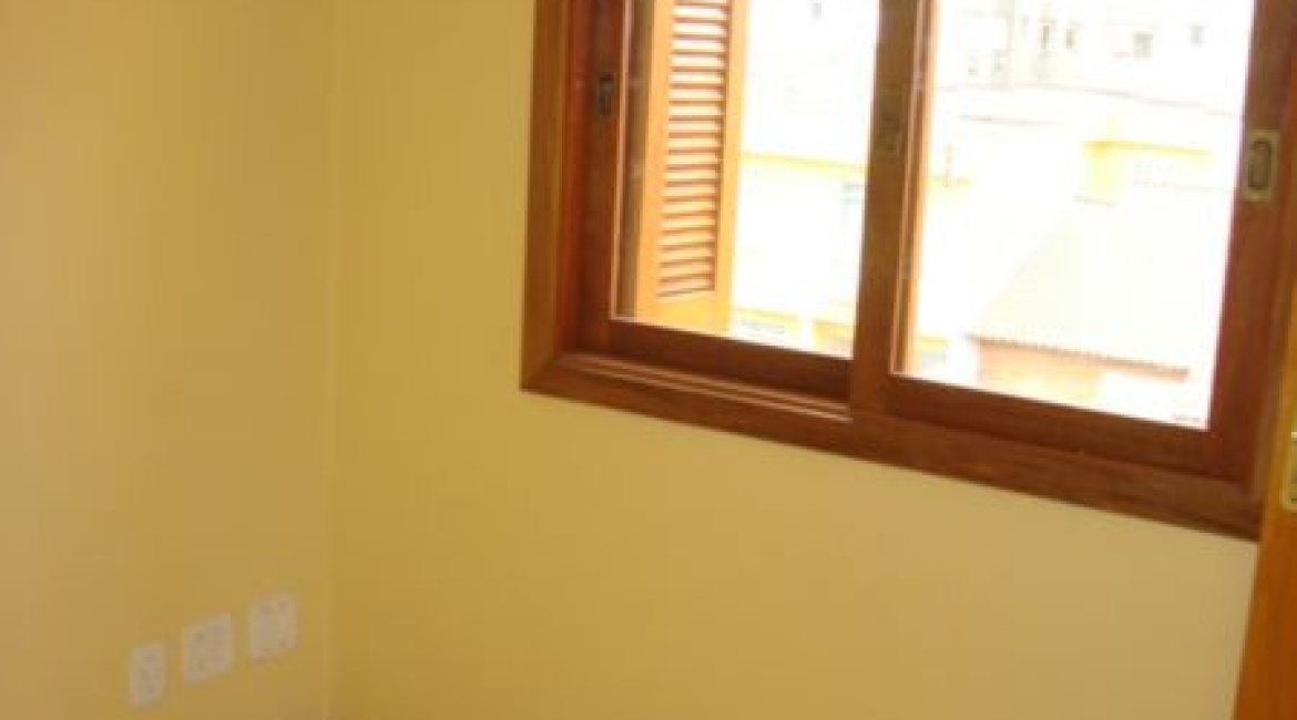 Casa em Condomínio à venda com 145m², 3 dormitórios, 1 suíte, 2 vagas, no bairro Nonoai em Porto Alegre