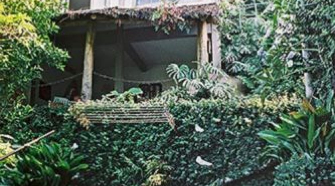 Casa à venda com 250m², 3 dormitórios, 3 suítes, 2 vagas, no bairro Sétimo Céu em Porto Alegre