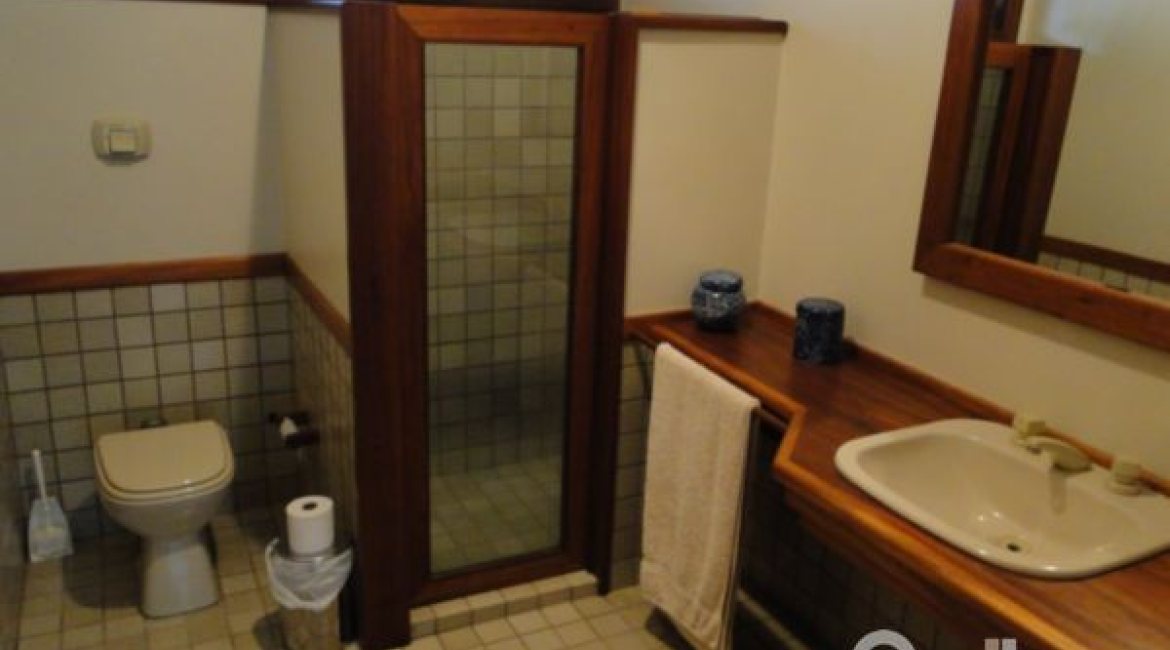 Casa em Condomínio à venda com 1350m², 7 dormitórios, 5 suítes, 4 vagas, no bairro Cavalhada em PORTO ALEGRE