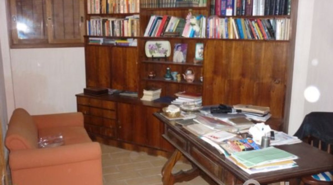 Casa à venda com 580m², 4 dormitórios, 4 suítes, 2 vagas, no bairro Jardim Isabel em Porto Alegre